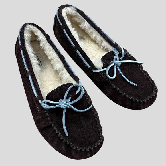 UGG Dakota Brown Suede Shearling Lined Moccasin Slippers Womens 5 - Picture 2 of 12